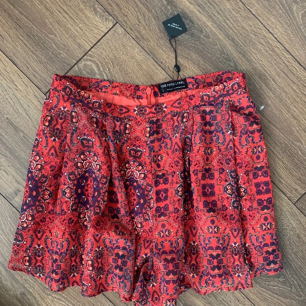🌸2/$32🌸 NWT the Fifth label Shorts, size L